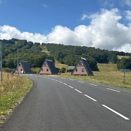 Laguiole-aubrac 公寓 Curieres